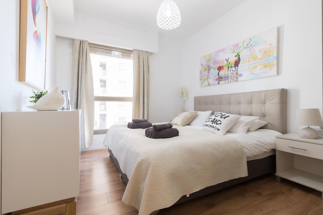 Luxury One-Bedroom Apartment/Parking In City Center Jeruzalem Buitenkant foto