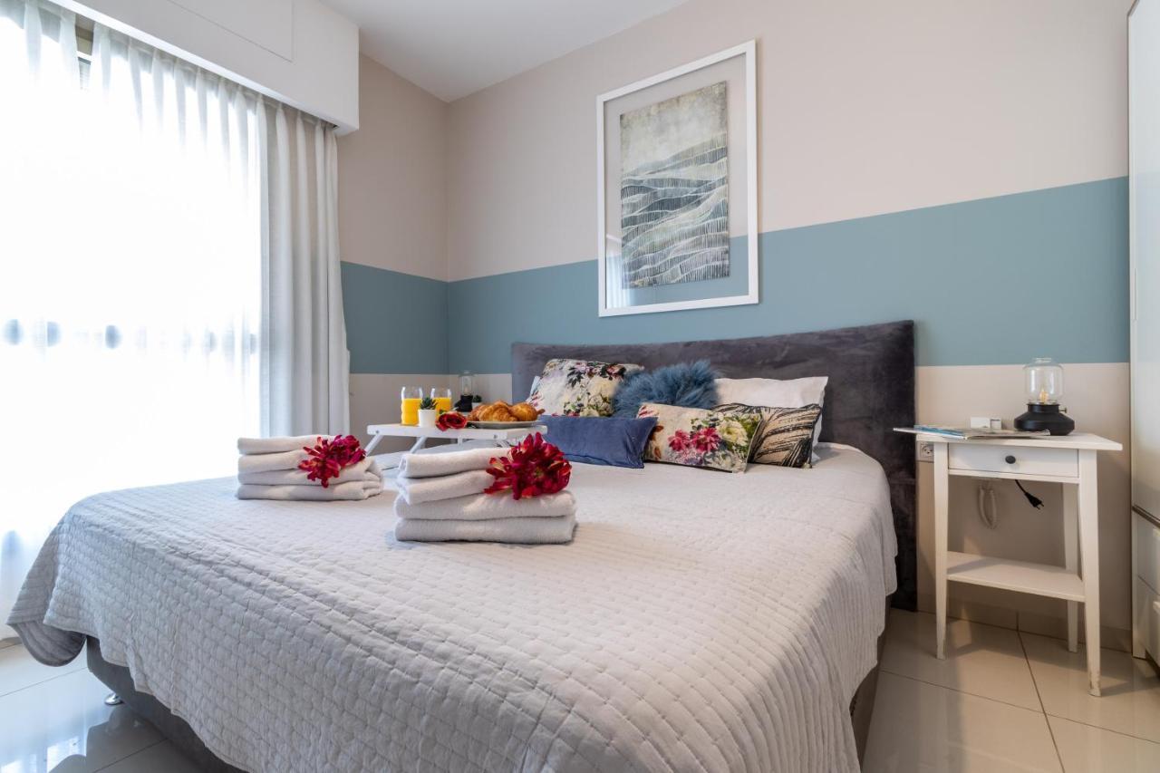 Luxury One-Bedroom Apartment/Parking In City Center Jeruzalem Buitenkant foto